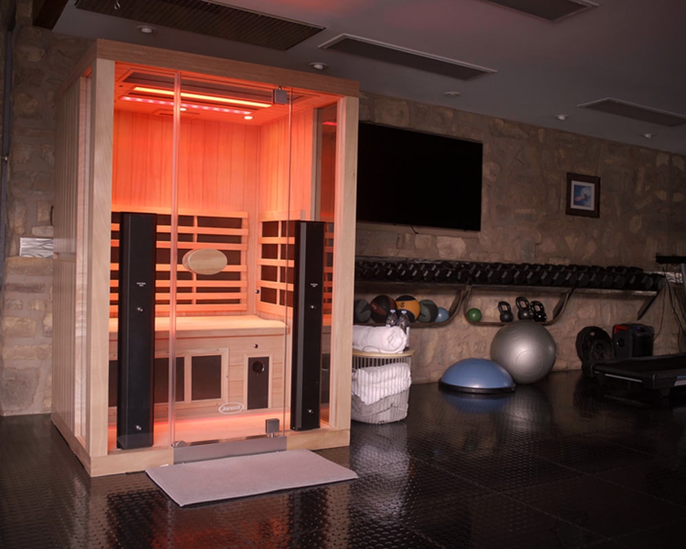 Infrared Saunas vs. Traditional Saunas